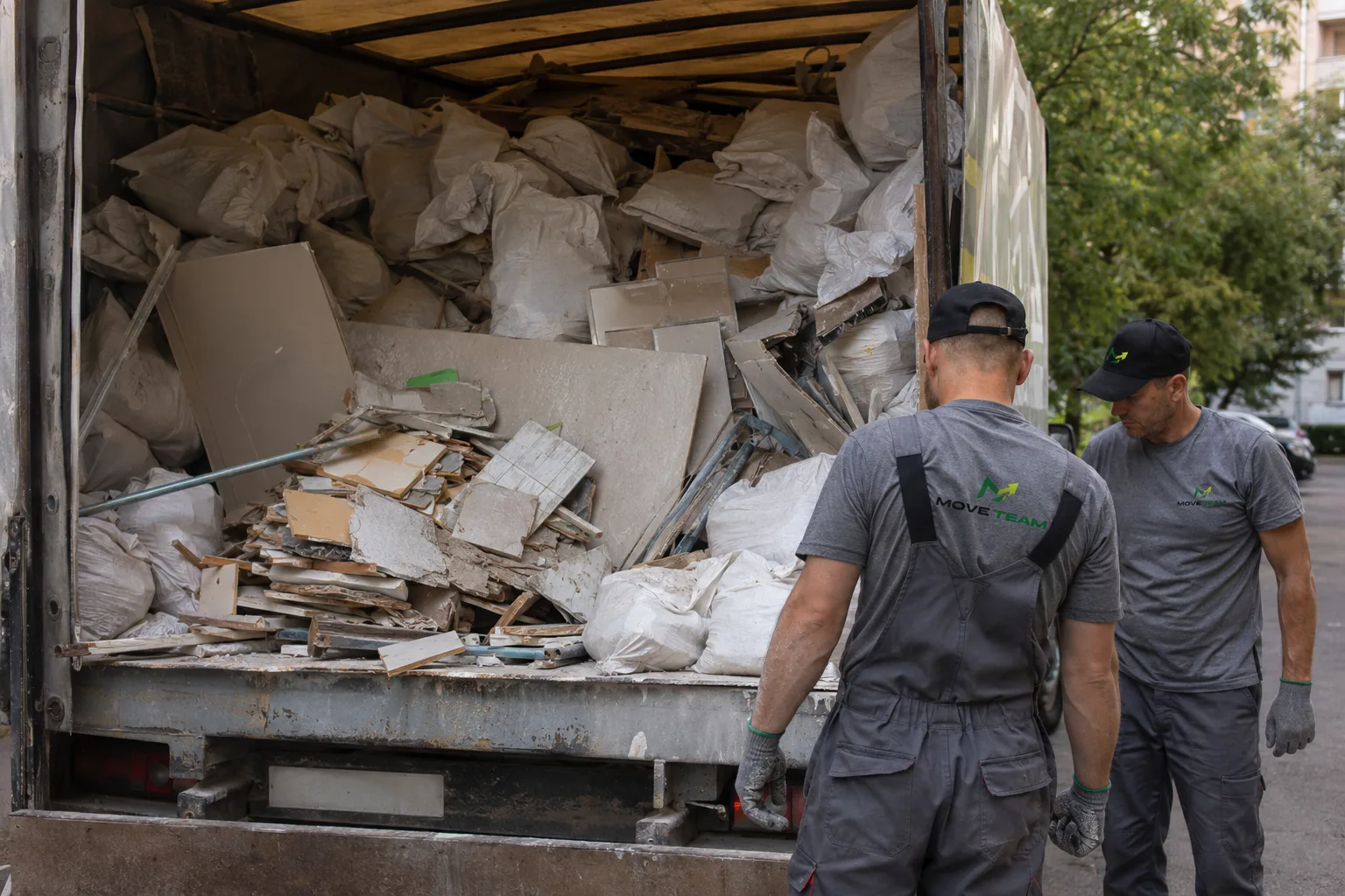 Демонтаж кровли – Киев, демонтаж крыши из шифера, цена от Move-Team