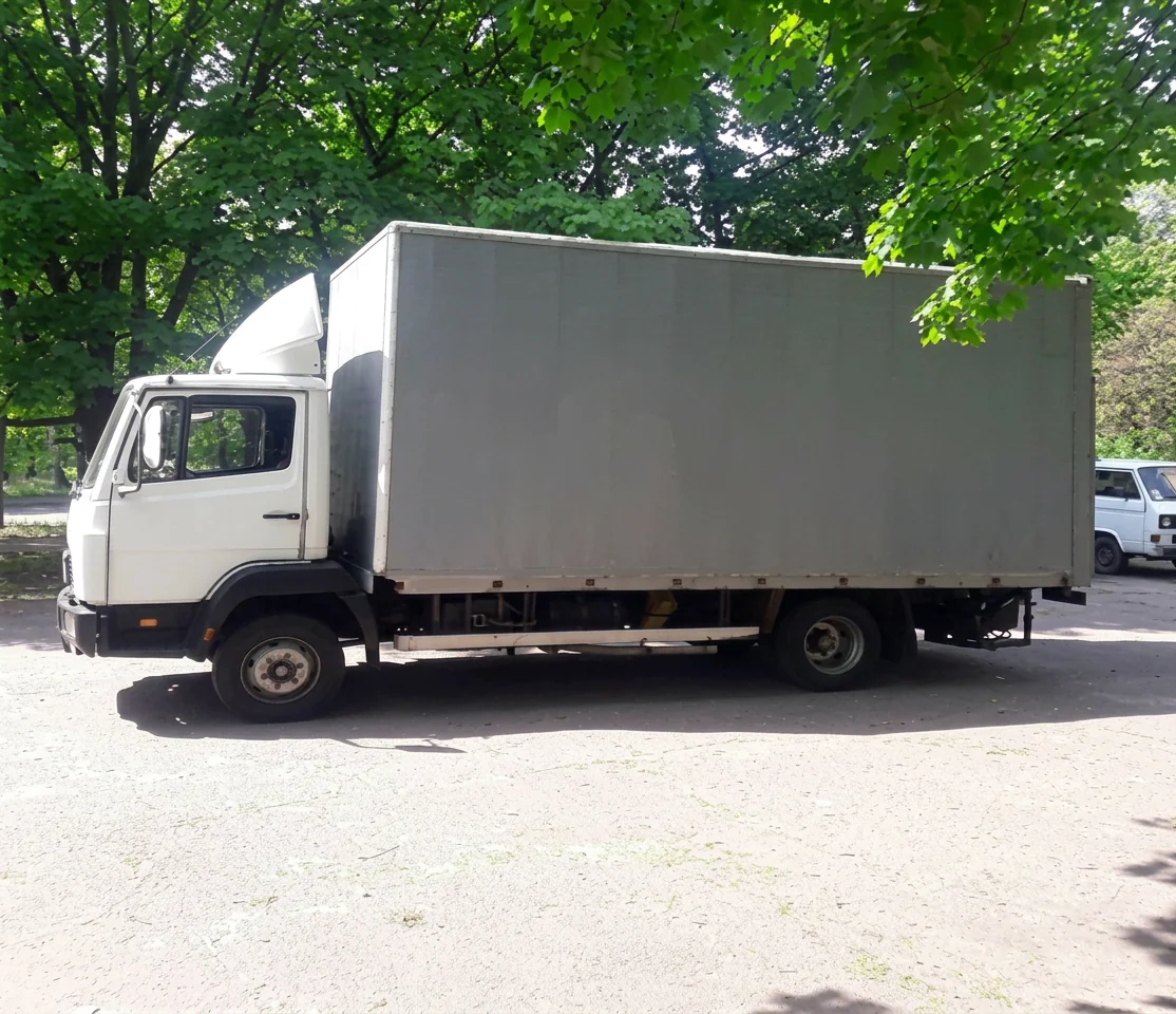 Аренда Mercedes 817 с гидробортом. Перевозки 5 тонн - Киев